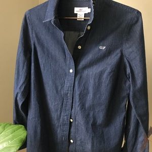 Vineyard Vines Chambray button down